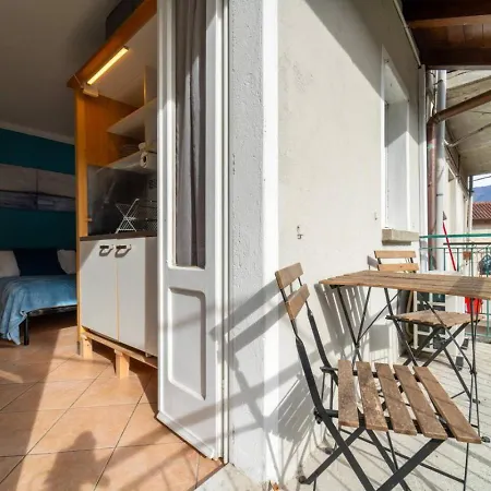 Azure Comfort Apartment *