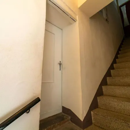 Azure Comfort Apartment